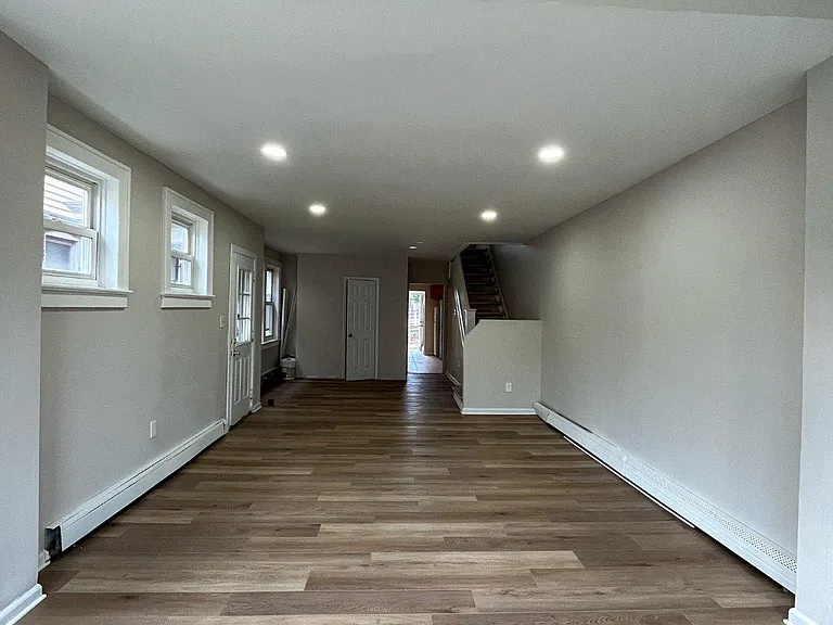 1512 S Broad St — Photo 7