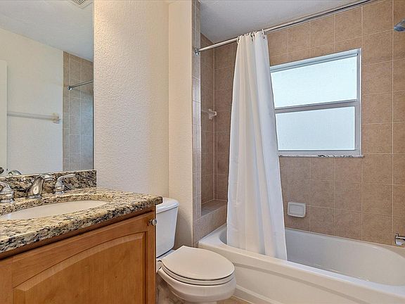 3rd image of 4720 S Biscayne Dr Unit 201