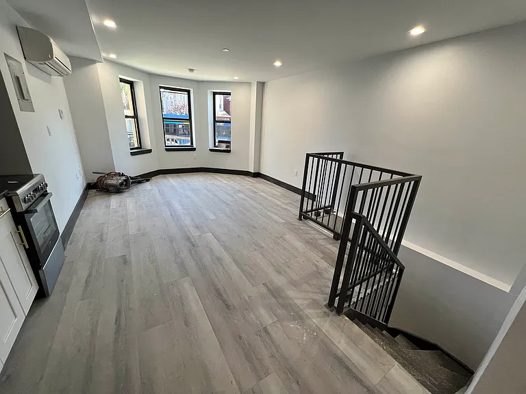 868 New York Ave #1 — Photo 9