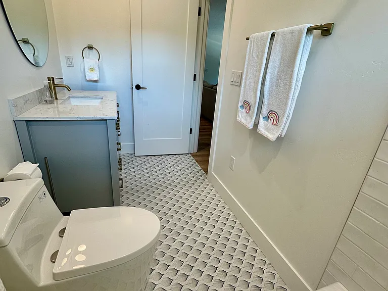 1717 Cottonwood Ln — Photo 18
