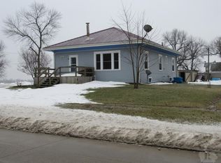 212 E Main St, Pulaski, IA 52584