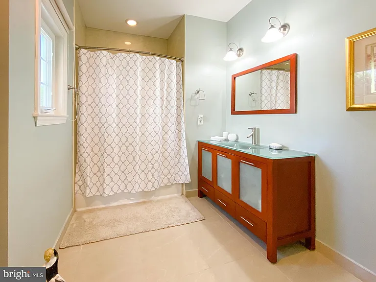 1947 Fay Pl — Photo 17