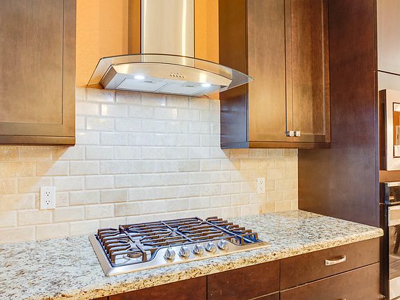 5th image of 9410 N 186th Ln