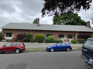2203 SE Taylor St, Portland, OR 97214