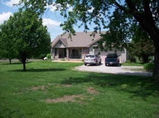 515 NE 101st Rd, Clinton, MO 64735