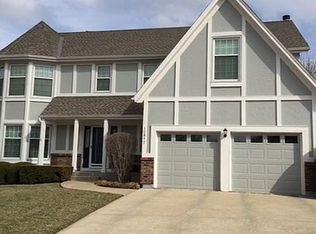 12817 Bond St, Overland Park, KS 66213