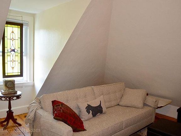 3rd image of 175 Babcock St #3