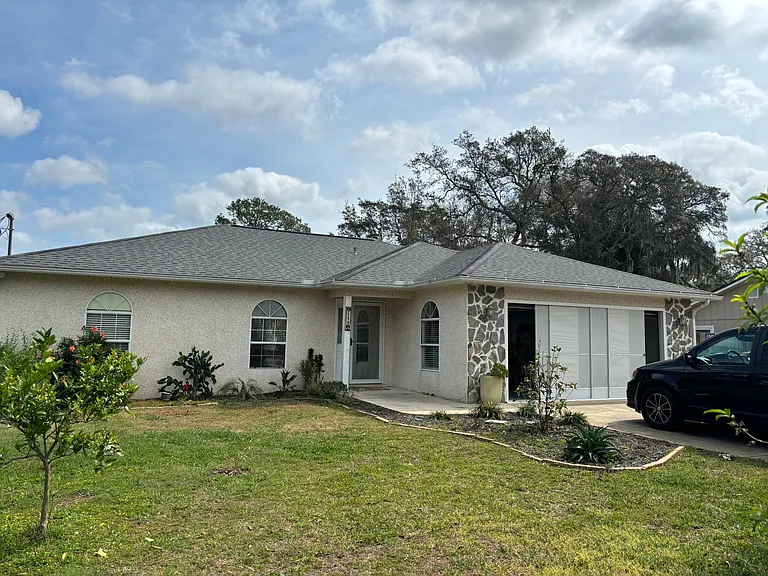 115 Nautilus Rd — Photo 1