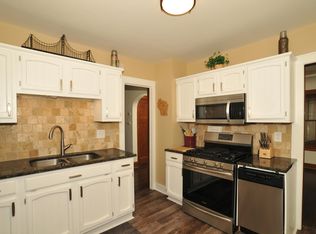 2167 S 92nd St, West Allis, WI 53227