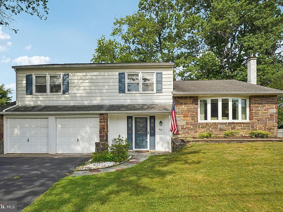 1st image of 162 Walton Dr