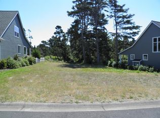 5705 SW Arbor Dr, Newport, OR 97366