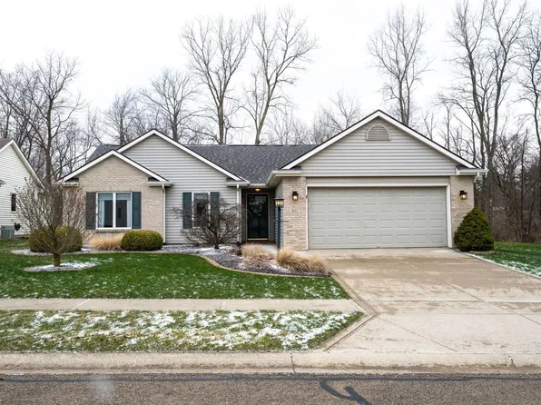 811 Falcon Creek Pkwy, Fort Wayne, IN 46845