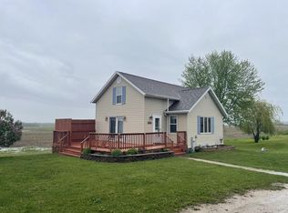 6831 Marken Rd, Valders, WI 54245