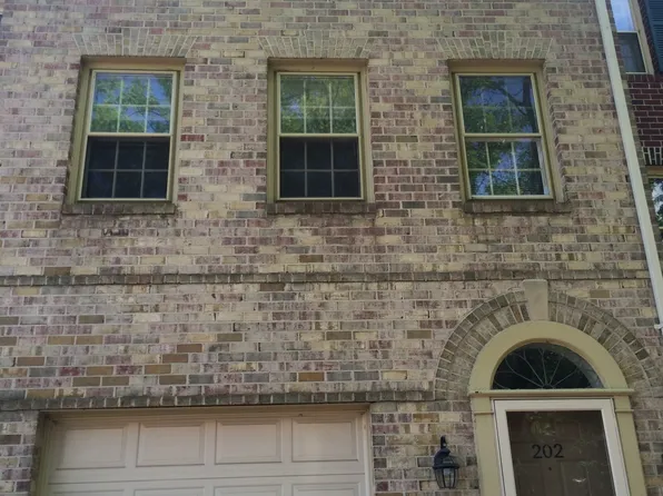 202 Oronoco St, Alexandria, VA 22314