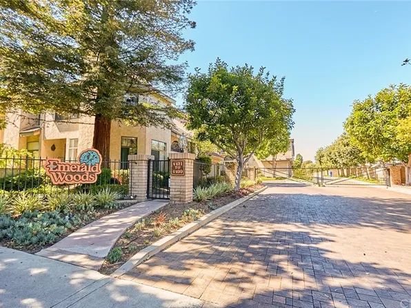 4461 Emerald St, Torrance, CA 90503