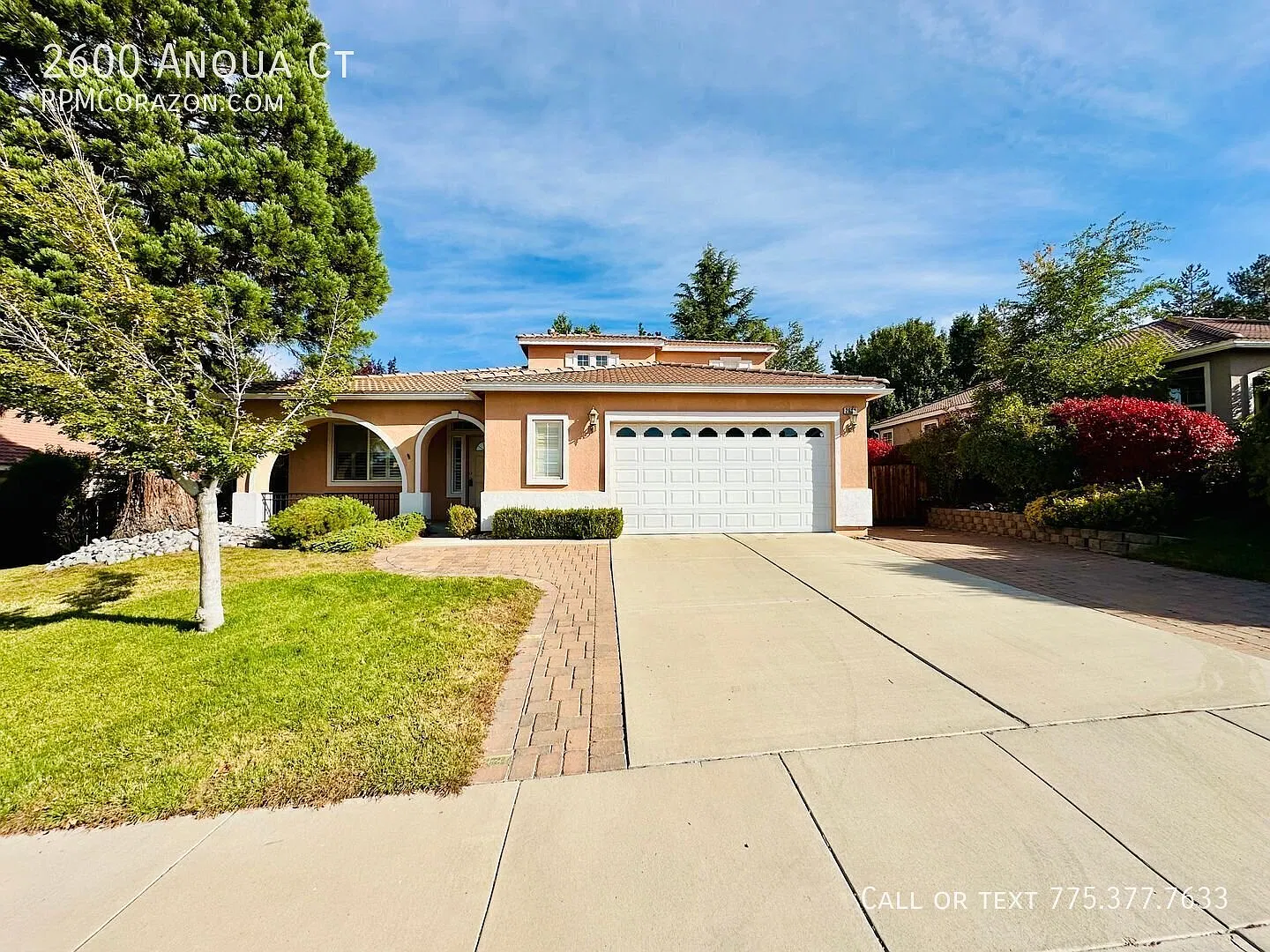 Spacious 3 bed, 2.5 bath D'Andrea home! — Photo 2