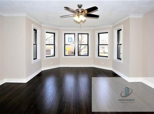 4445 N Rockwell St #2, Chicago, IL 60625
