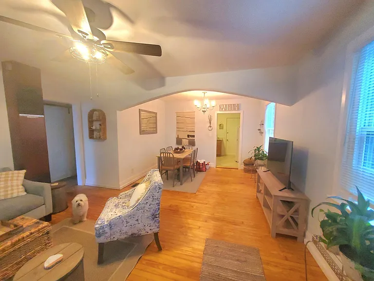 816 S 5th Ave — Photo 4