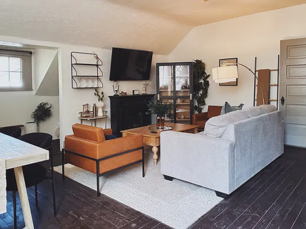 20 NE 8th St APT D, Gainesville, FL 32601