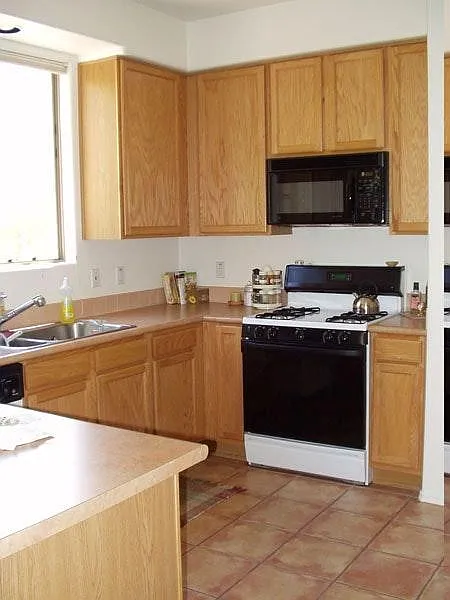 1 bed, 1549 sqft, $950 — Photo 2
