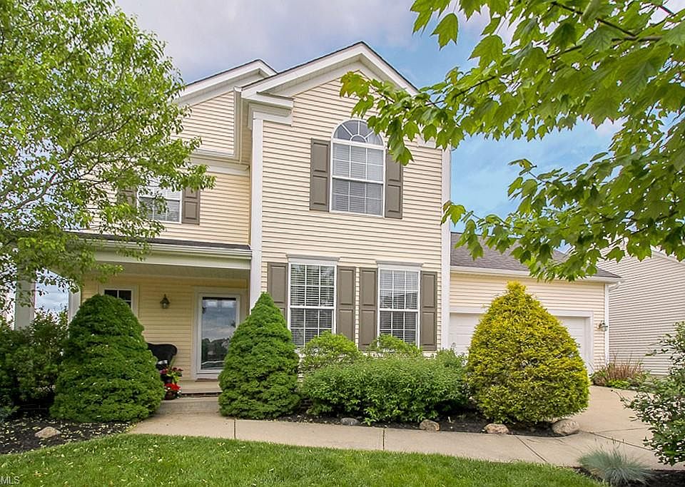 1st image of 37096 Chaddwyck Ln