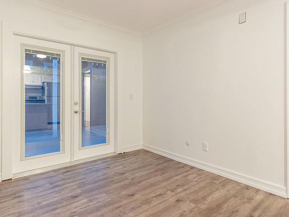 3rd image of 750 E Ave Coronado Ca #92118
