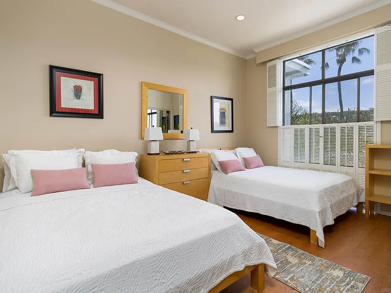 8110 El Paseo Grande #401 — Photo 15