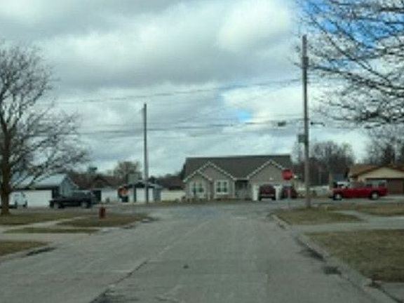 4th image of 2509 Blackmore St