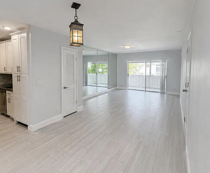 6521 Bay Club Dr #4 — Photo 1