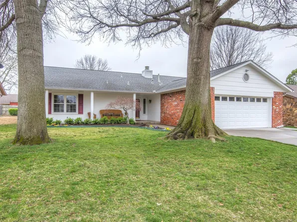 2313 W Knoxville St, Broken Arrow, OK 74012