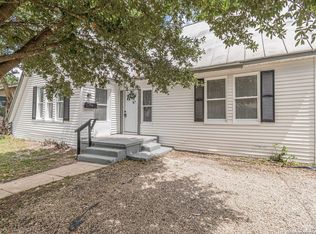 1913 Santa Anna, San Antonio, TX 78201