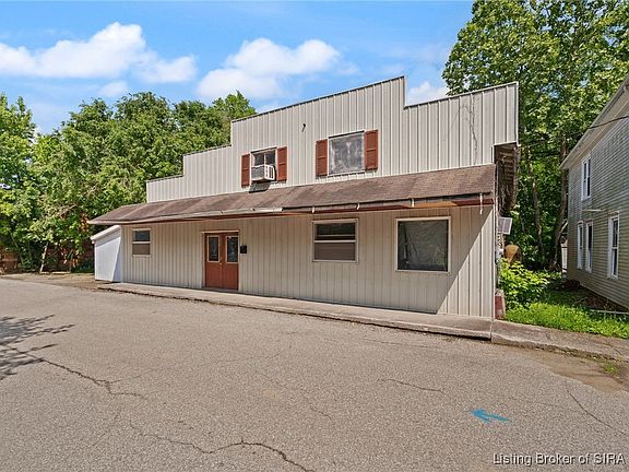 3rd image of 276 S Bradley Street