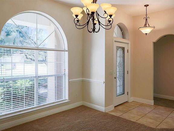 5th image of 5324 Woodlake Trc