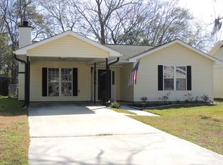 5722 Saint Angela Dr, North Charleston, SC 29418
