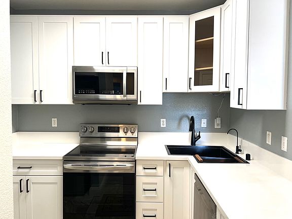 5th image of 3840 Elijah Ct Unit 834