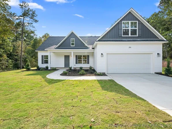 2968 Docs Rd, Spring Lake, NC 28390