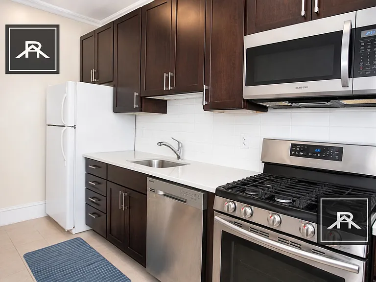 1344 Commonwealth Ave #9 — Photo 2