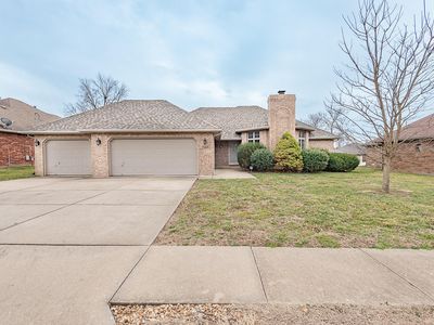 2142 E Inman Street, Springfield, MO, 65804