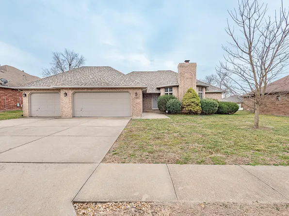 2142 E Inman Street, Springfield, MO 65804