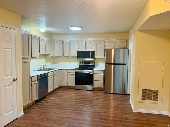 5th image of 8035 W Copperfield Pl Unit 22