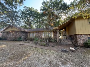 802 Oneal Ln, Henderson, TN 38340