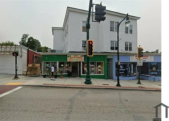 2 bed, $2,100 — Photo 2