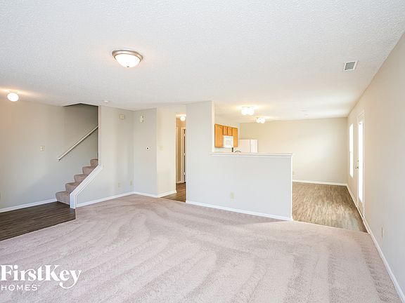 4th image of 15415 Border Dr