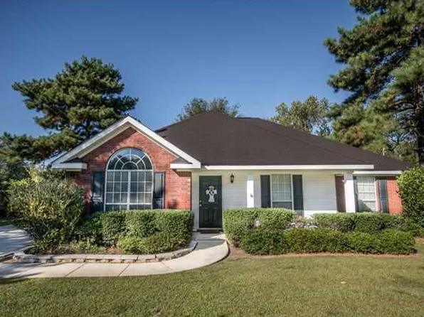 3273 Laurel Oak Dr, Semmes, AL 36575