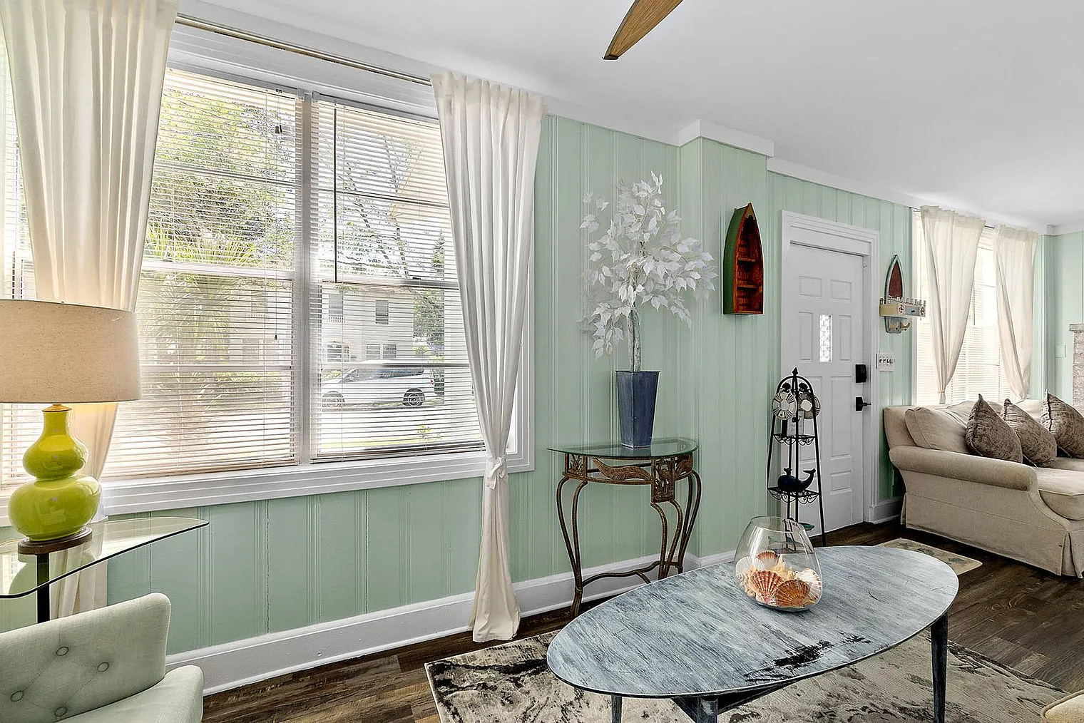 1 bed, 1.0 bath, 548 sqft, $3,420 — Photo 3