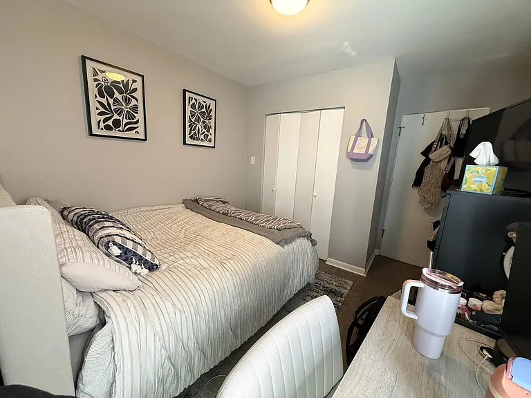 2827 N. Clark St. — Photo 8