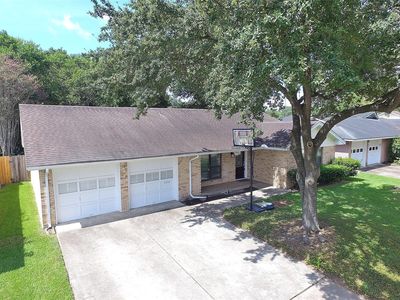 5539 Whispering Creek Way, Houston, TX, 77017