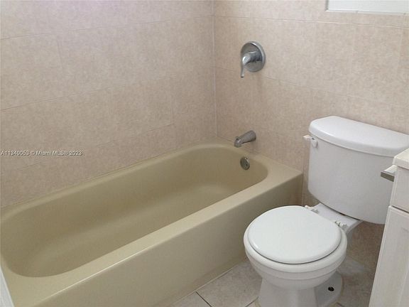 5th image of 1777 Venice Ln APT 233