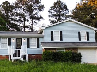 55 Henson Cir, Carrollton, GA 30117