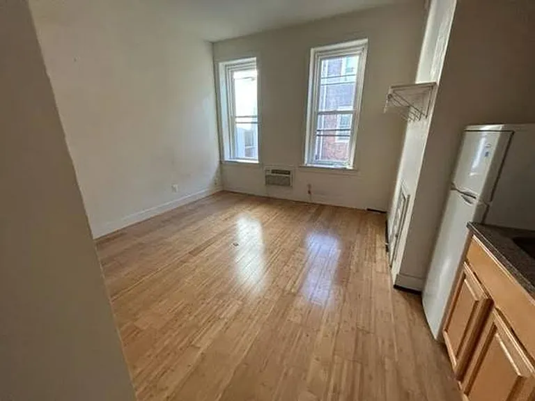 501 N 35th St — Photo 12